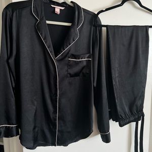 Victoria’s Secret pj set